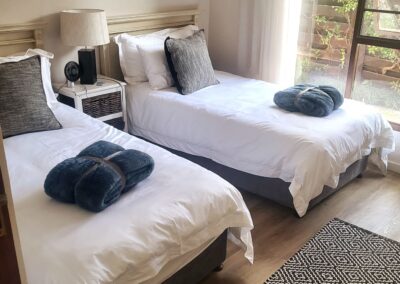Hartbeespoort Dam Accommodation Homes for Vacation rentals - Where to stay in Harties, North West, South Africa